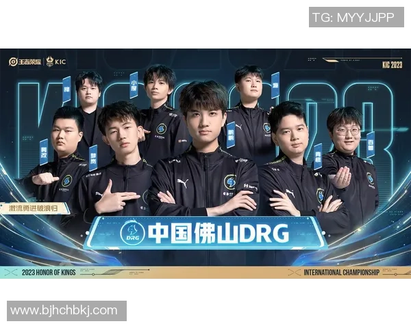 FPX在世界冠军杯中的强势表现解析与未来展望