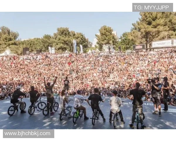 全国街舞大赛点评：杭州极限运动队展现出色团队意识与创新风格