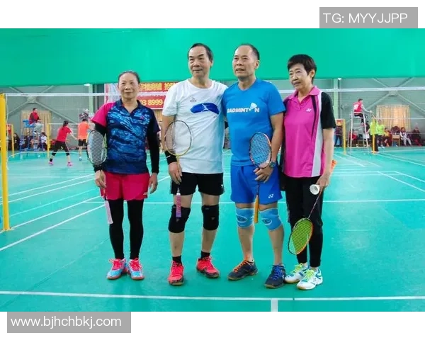 上海羽毛球队在全国锦标赛中以52分领先其他队伍展现强大实力