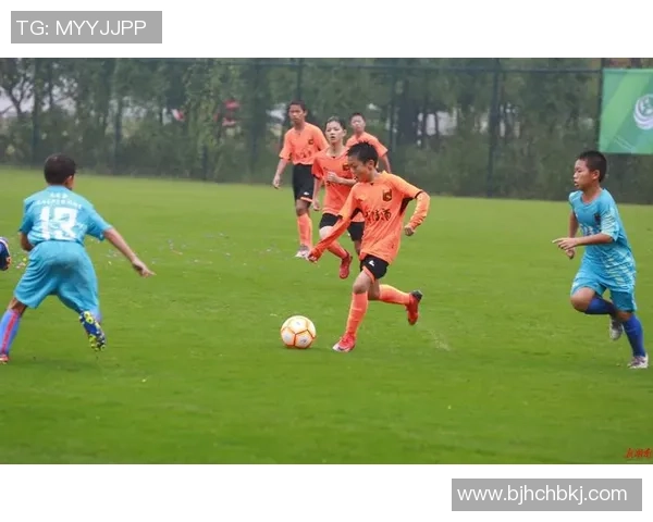 小柴足球:探索青少年足球发展的新路径与未来愿景 小柴足球:探索青少年足球发展的新路径与未来愿景